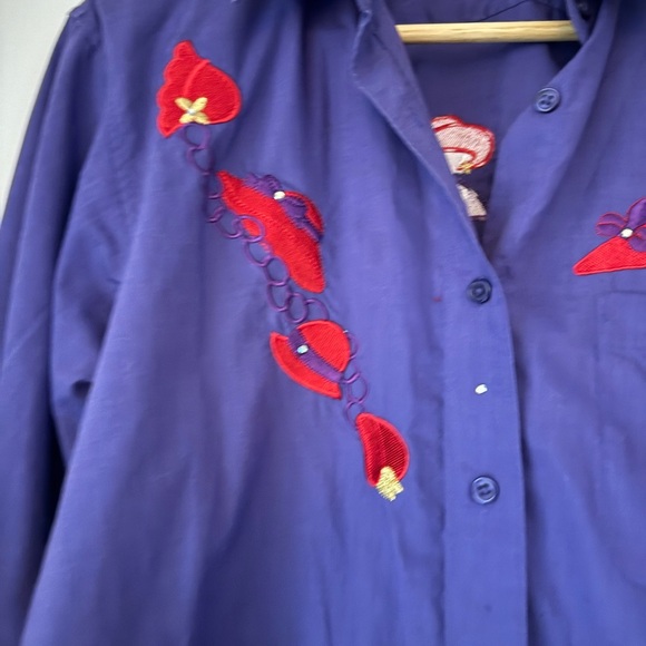 Get Lucky Blouse Size S Purple Red Hat Fashion Long Sleeve - Picture 3 of 11